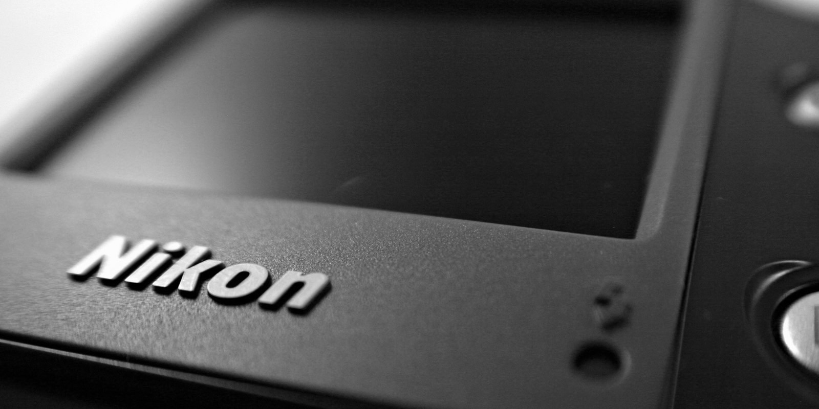 slide02_nikon.jpg